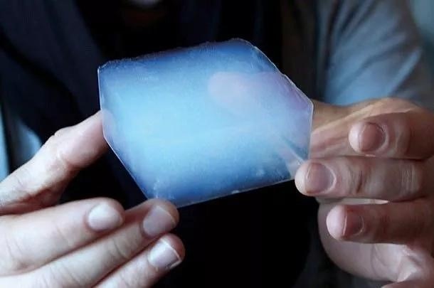 气凝胶(aerogel) 气凝胶(aerogel)